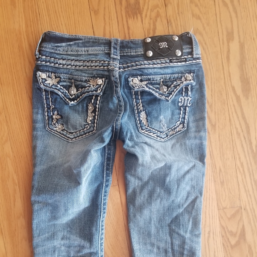 Miss me size 25 capris